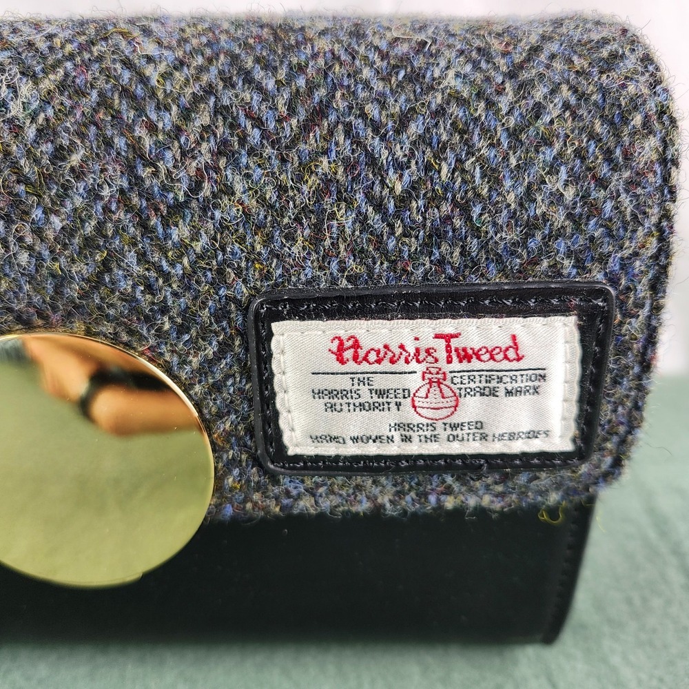Harris Tweed Crossbody Bag w/ Goldtone Accent Black Leather Snow Paw Herringbone - Picture 3 of 12